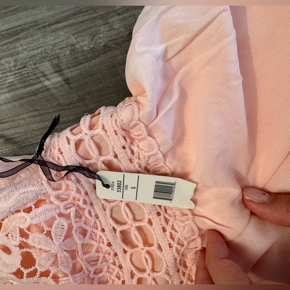 Dress - Picture 3 of 3